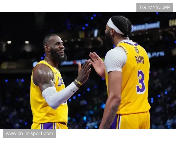 詹姆斯缺席东契奇缺阵，湖人仍豪取四连胜高居西部第三的秘密